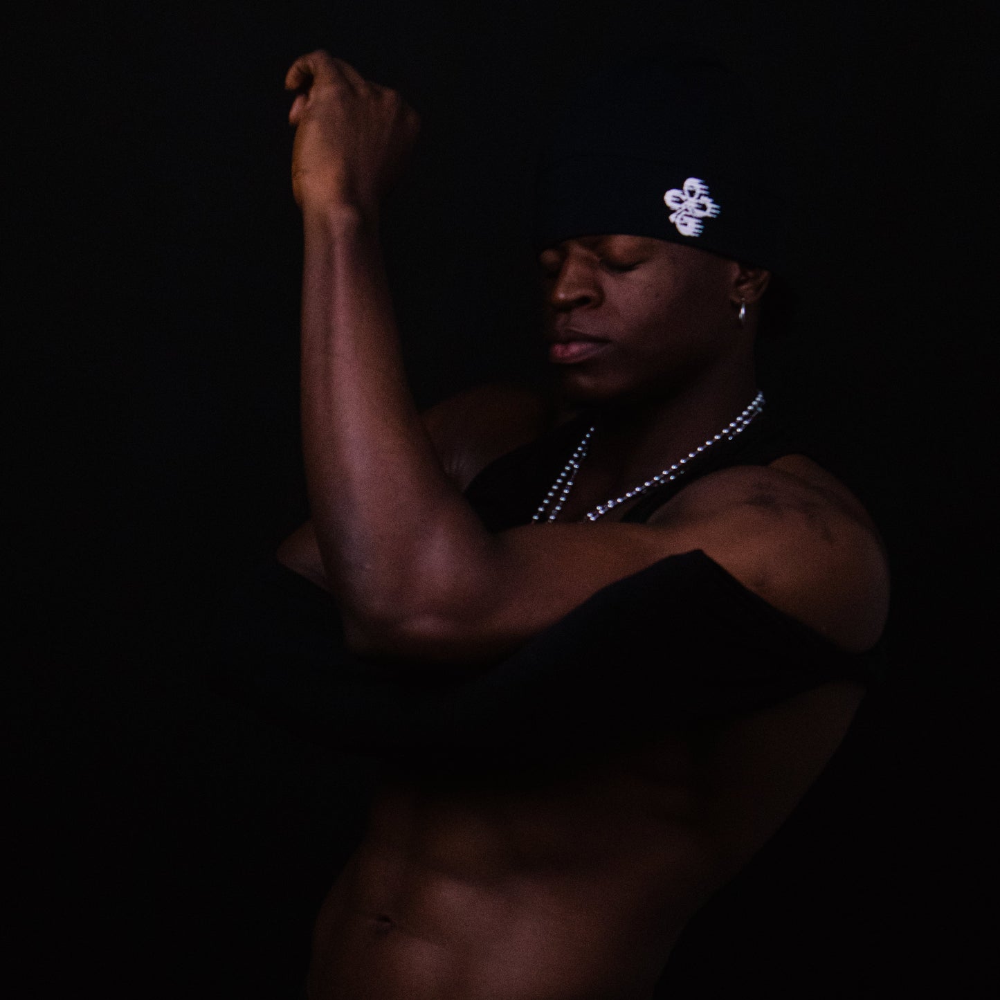 DUSK BLACK SKULLY