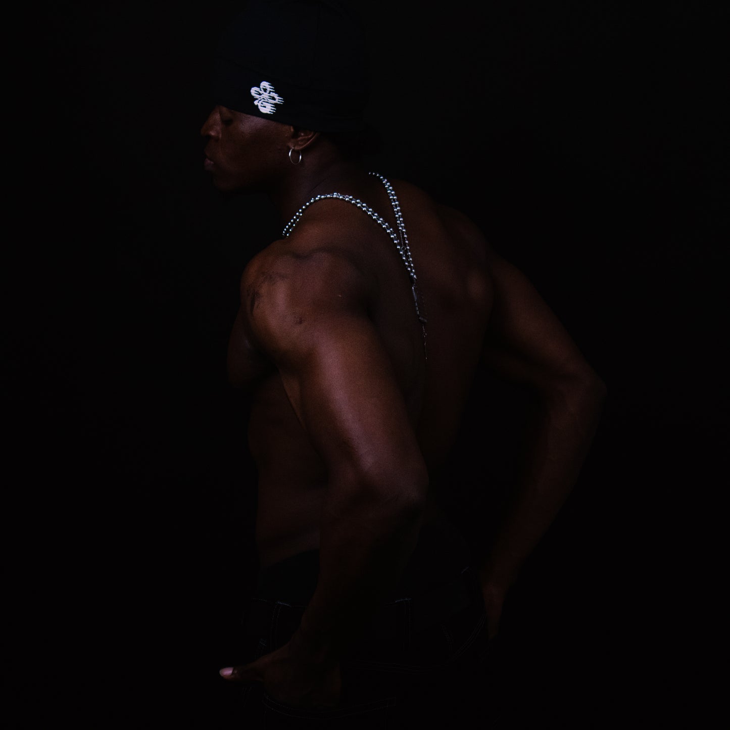 DUSK BLACK SKULLY